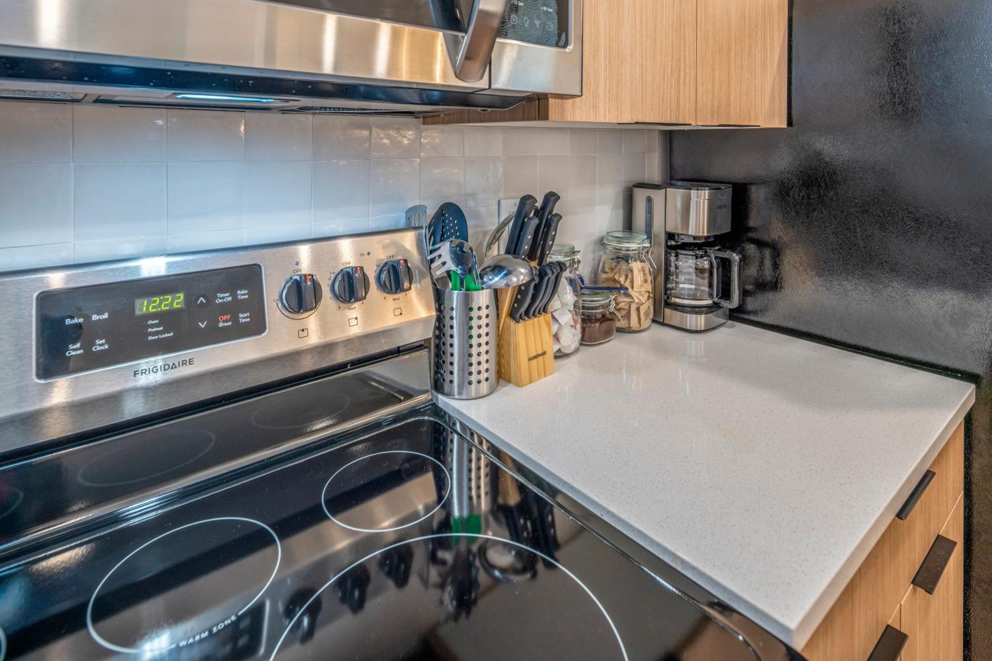 Prime Otr, 3 Lux Queen Beds, Two 55In Tvs, Steps To Tql, Findlay Market, Light Rail, Fast Wifi Cincinnati Luaran gambar