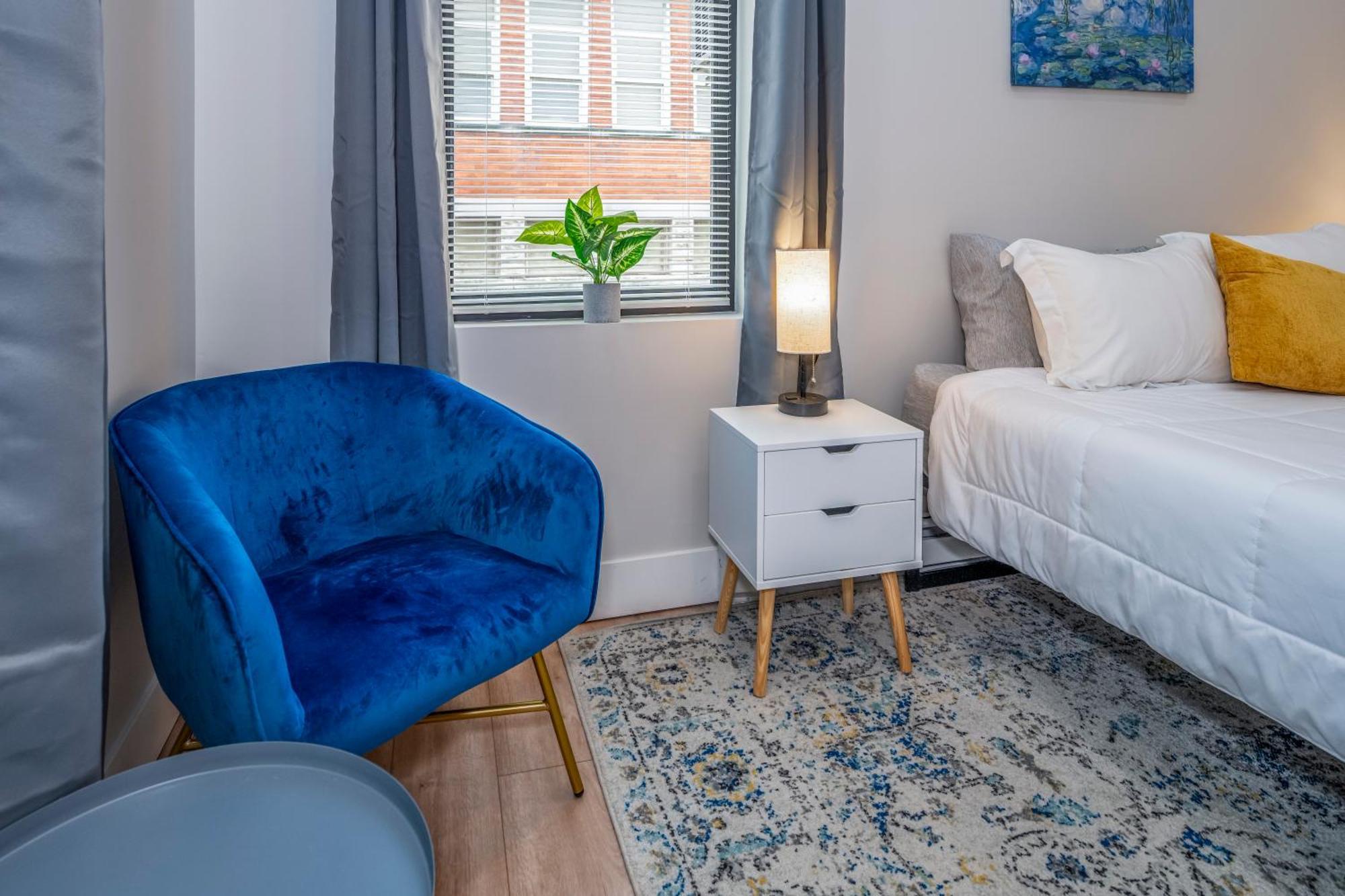 Prime Otr, 3 Lux Queen Beds, Two 55In Tvs, Steps To Tql, Findlay Market, Light Rail, Fast Wifi Cincinnati Luaran gambar