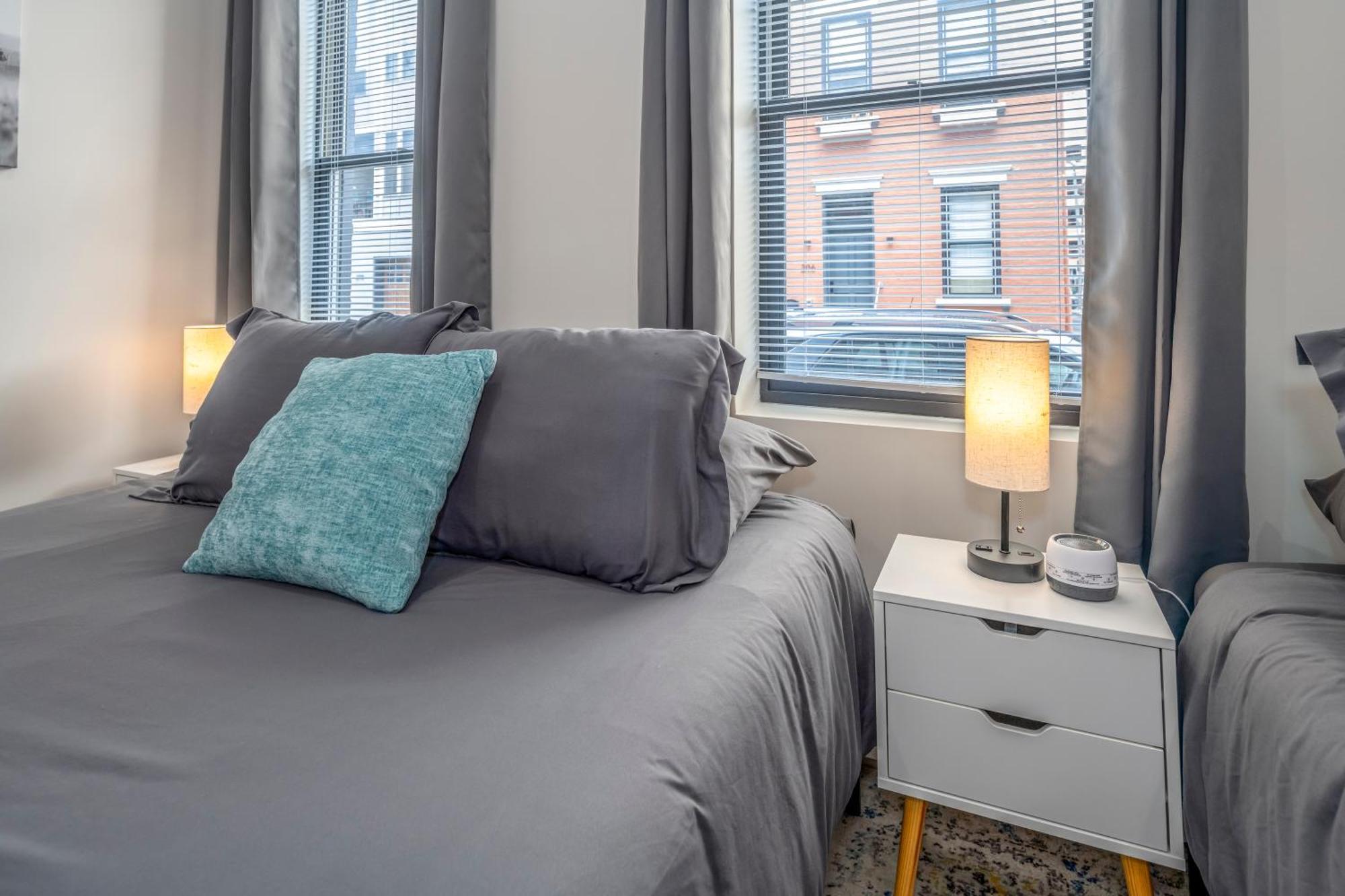 Prime Otr, 3 Lux Queen Beds, Two 55In Tvs, Steps To Tql, Findlay Market, Light Rail, Fast Wifi Cincinnati Luaran gambar